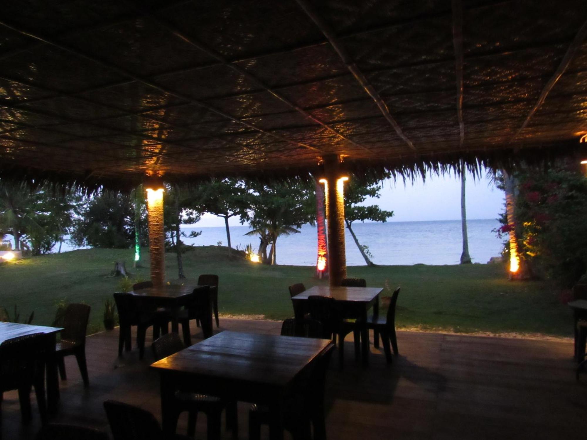Dacozy Beach Resort Moalboal Buitenkant foto