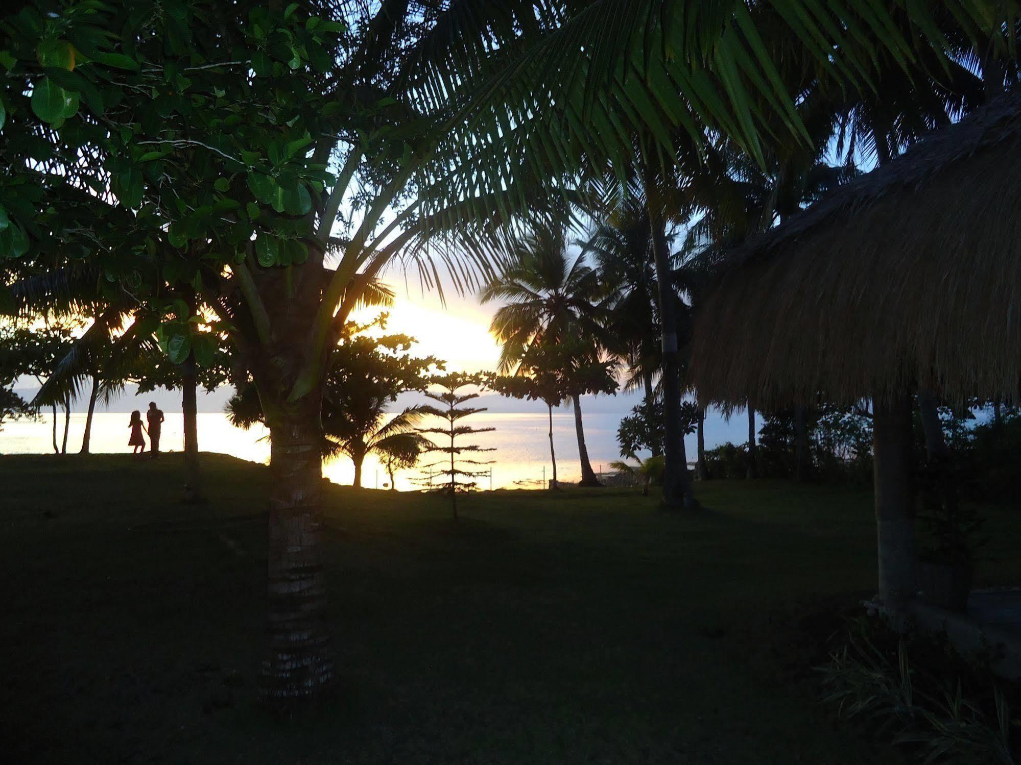 Dacozy Beach Resort Moalboal Buitenkant foto