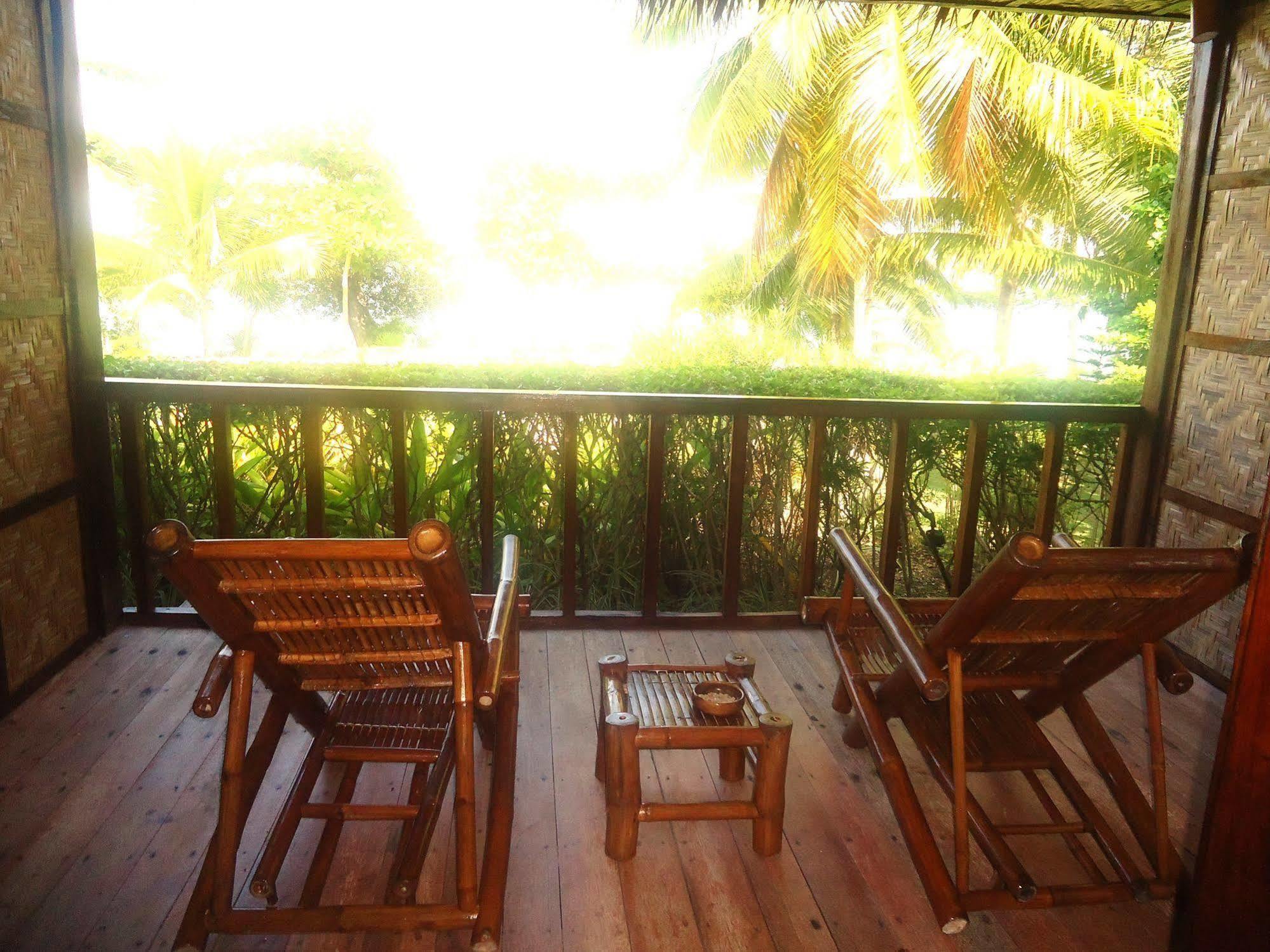 Dacozy Beach Resort Moalboal Buitenkant foto